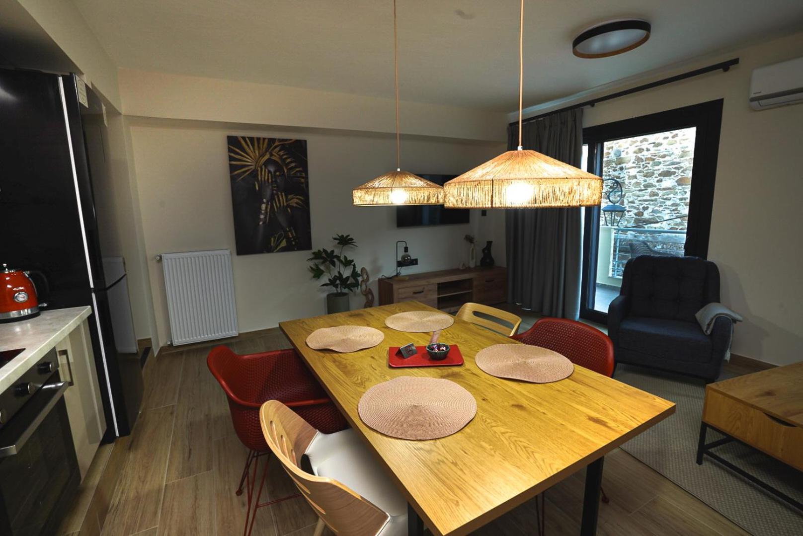 Beyond The Castle Apartment เทสซาโลนิกิ ภายนอก รูปภาพ